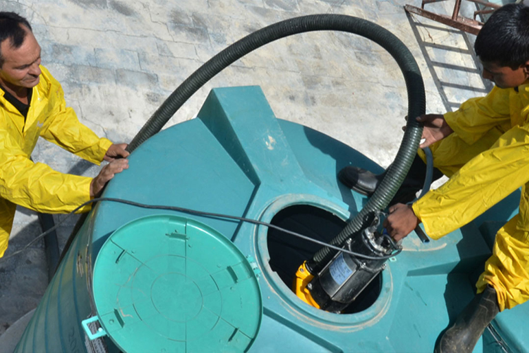 Water Tank Cleaning Service