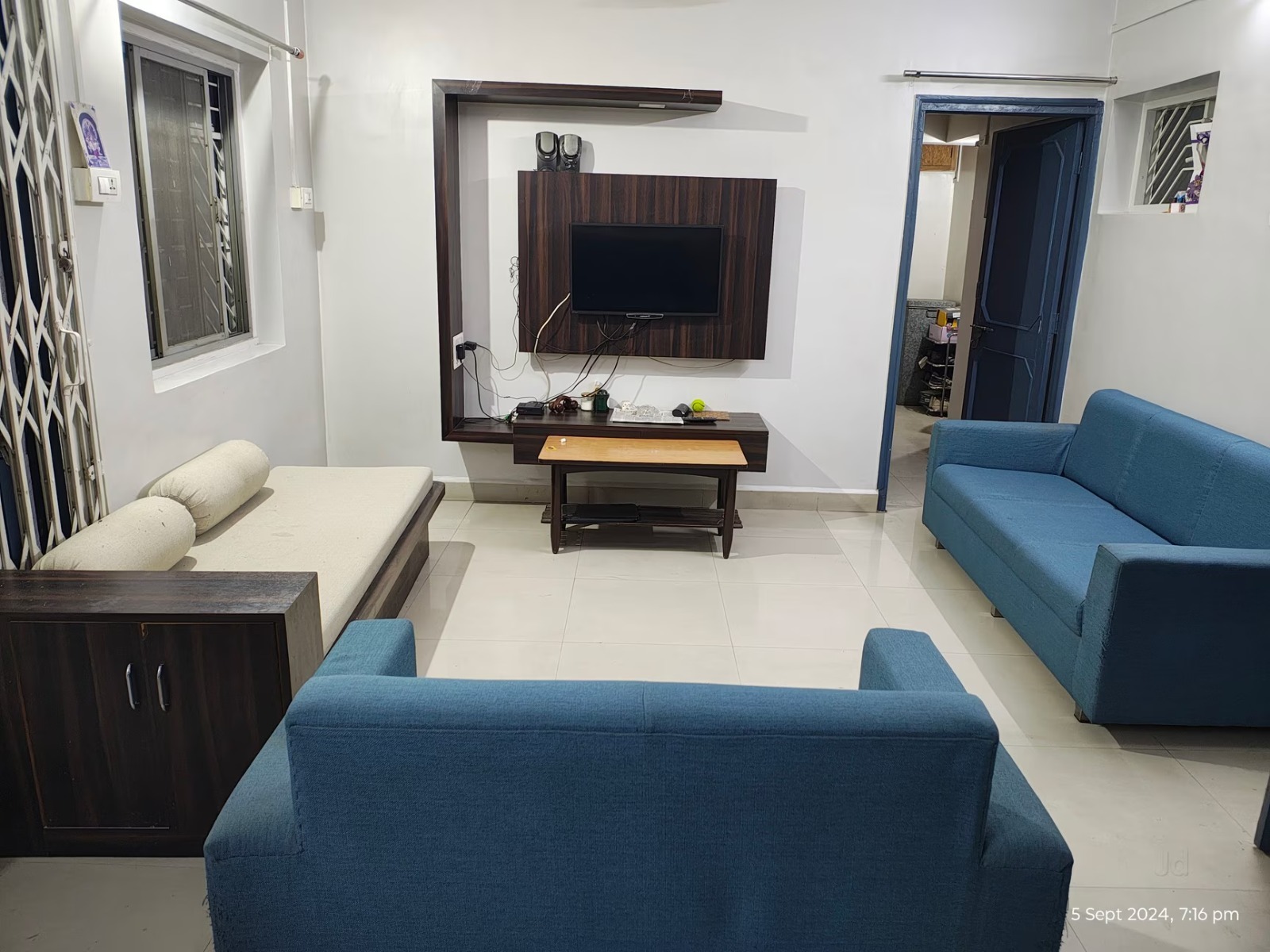 2 BHK Furnished flat Cleaning